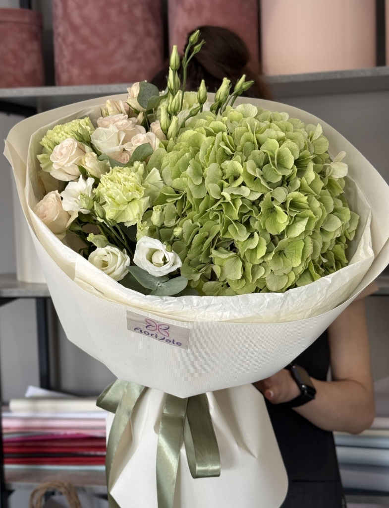 klassicheskiy-buket-lakki:-velichie-prirody