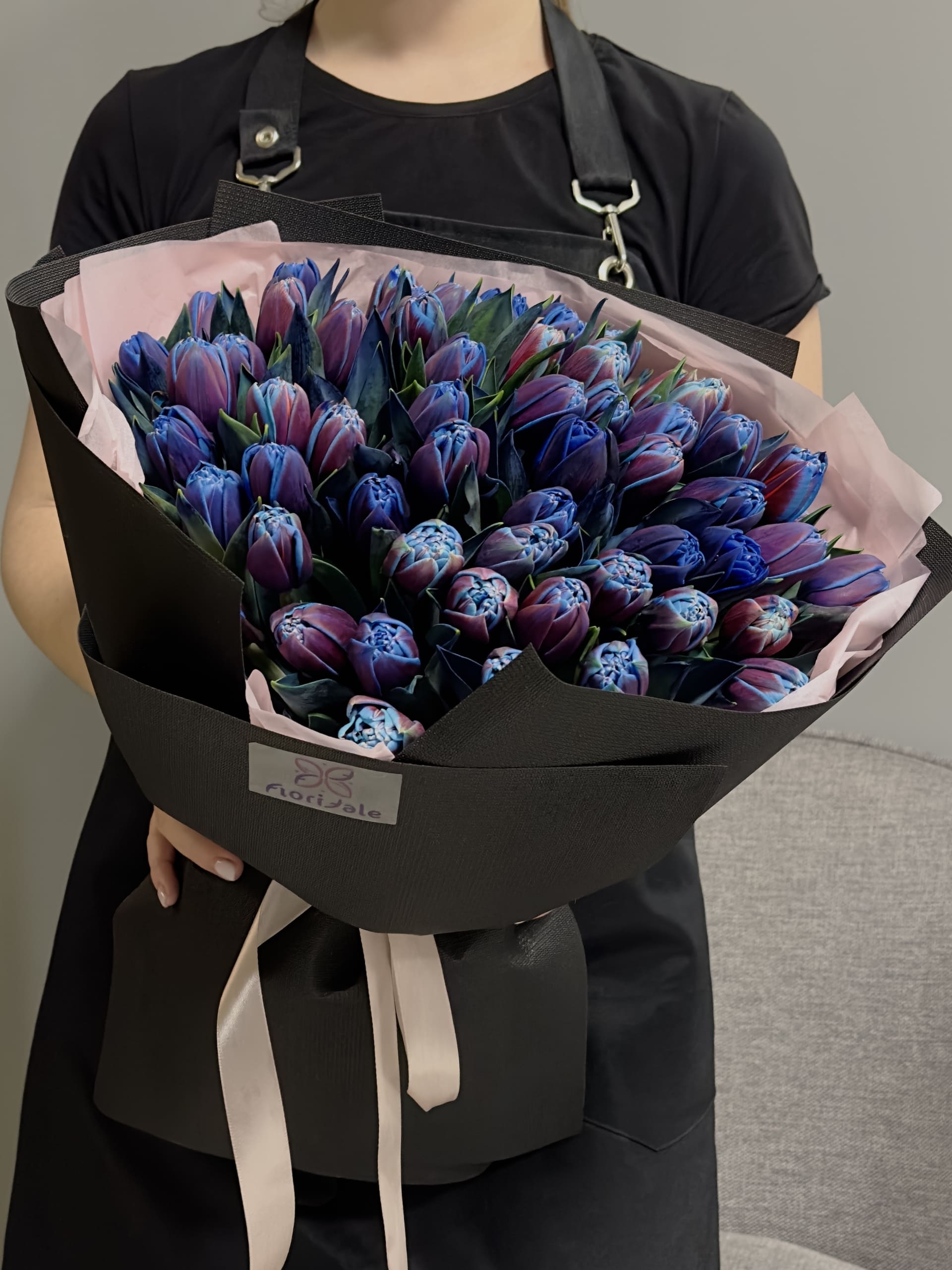 buket-tyulypanov-sapfir:-dlya-teh,-kto-ne-ishtet-«kak-u-vseh»